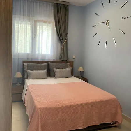 Relax 50m From The Sea Loutráki