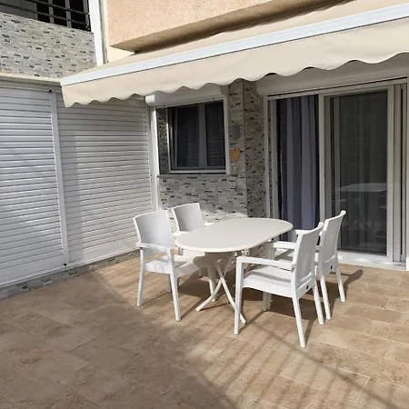 Relax 50m From The Sea Lutráki