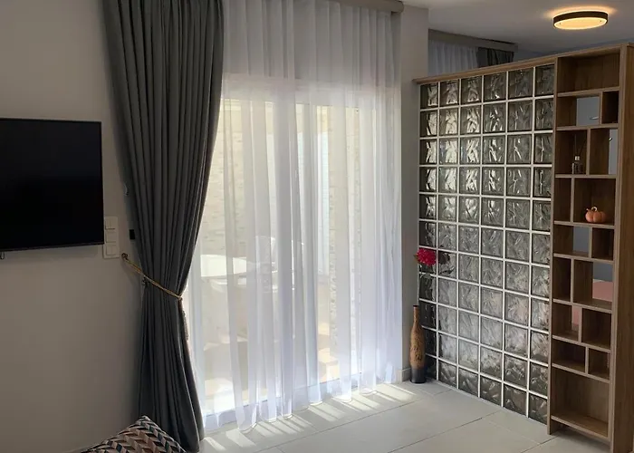 Relax 50m From The Sea Apartman Lutráki