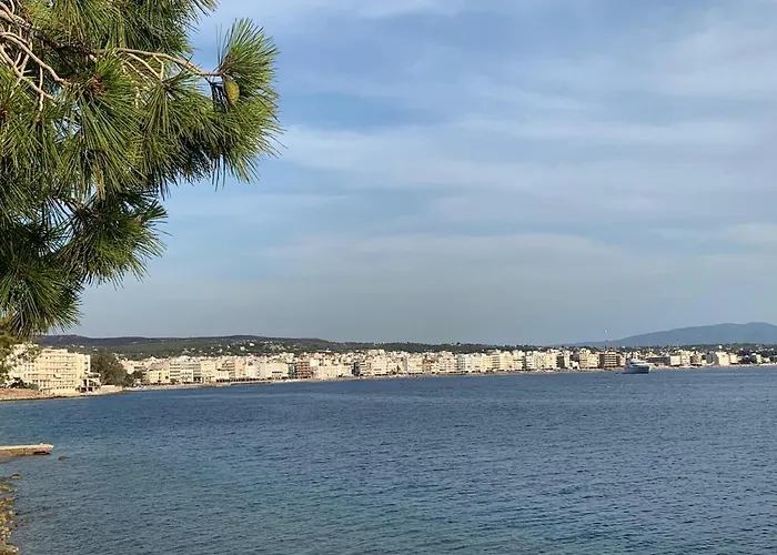 Relax 50m From The Sea Loutráki